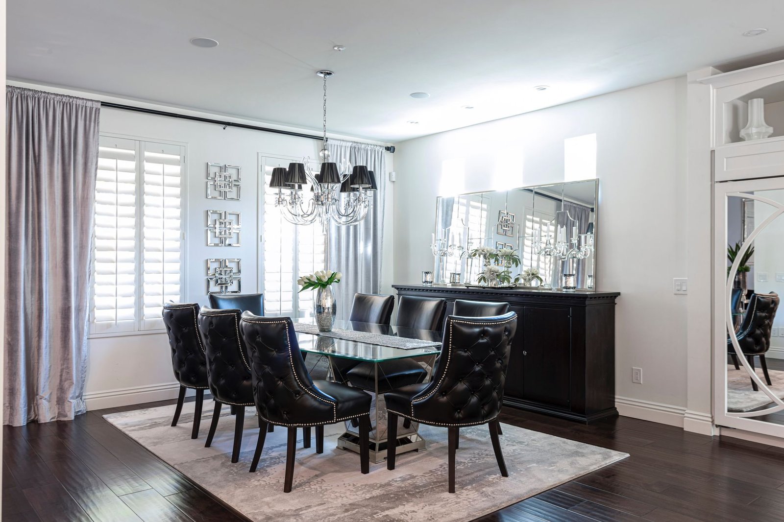Design an Elegant Formal Dining Room